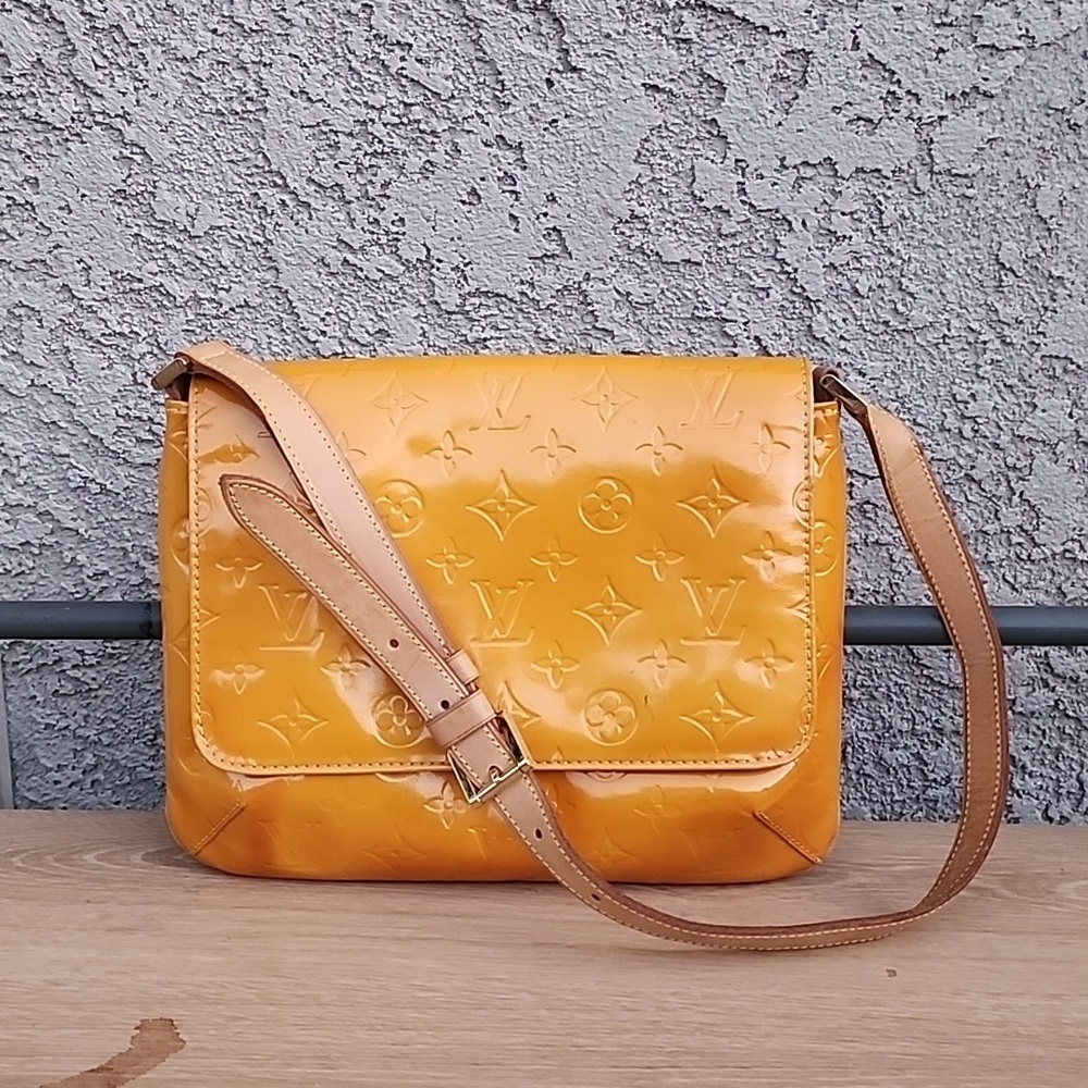 Louis Vuitton THOMPSON STREET VERNIS IN MANGO